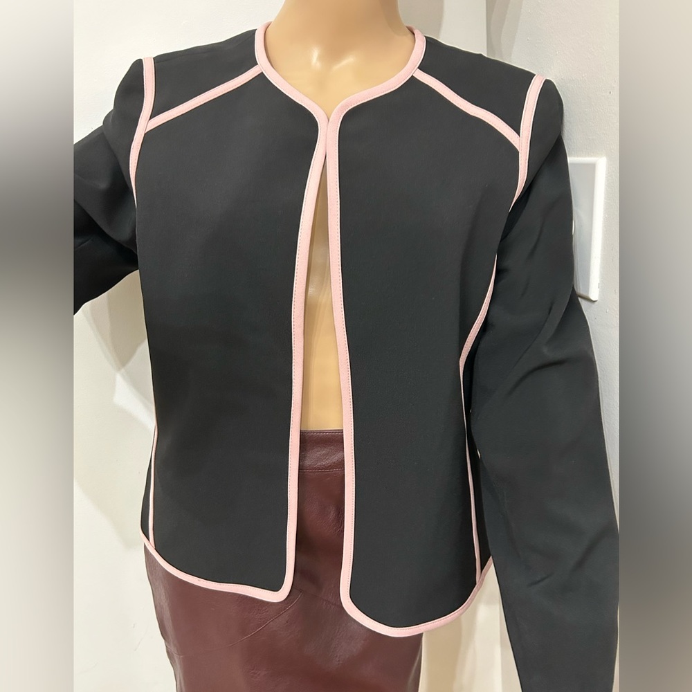 Cute Tailored Trim Blazer